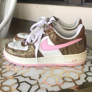 Nike pink and metallic Air Force 1s!